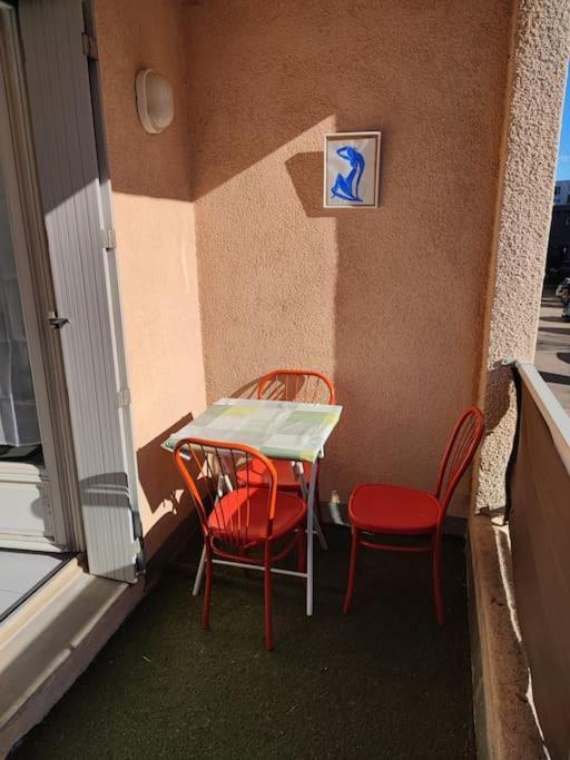 Charmant 2 Pieces A Aubenas 2Etoiles Apartment Bagian luar foto