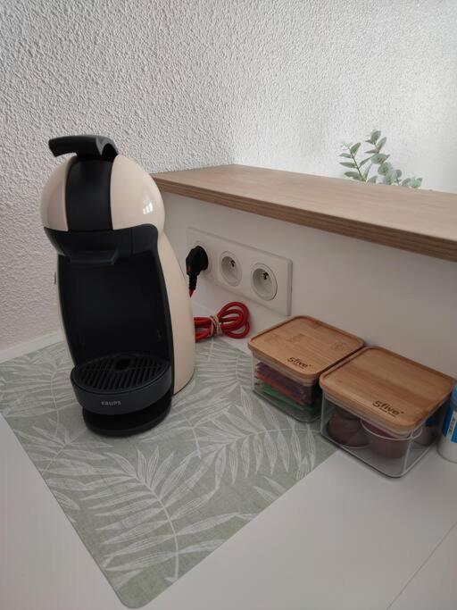 Charmant 2 Pieces A Aubenas 2Etoiles Apartment Bagian luar foto